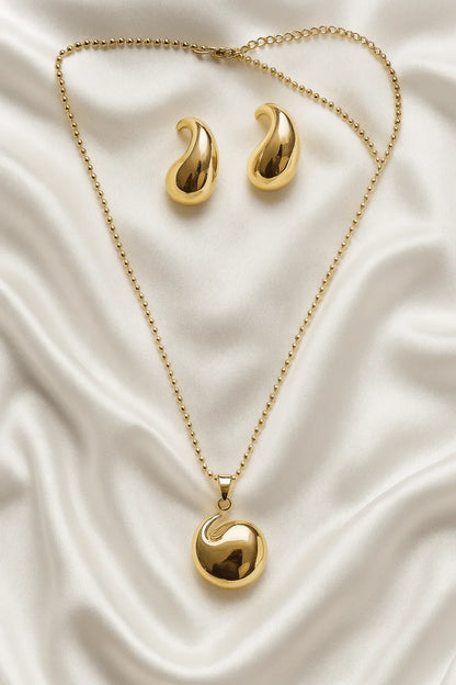Molten Muse Sculpted Pendant & Teardrop Earring Set - My Store